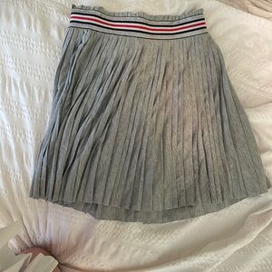 Grey skirt with an america band!